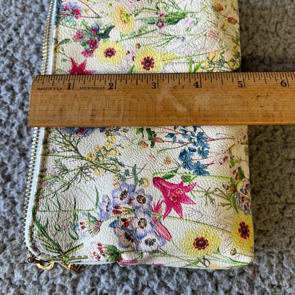 BETSEY JOHNSON  Wristlet Pouch Womens One Size Floral White Gold Wrist Strap